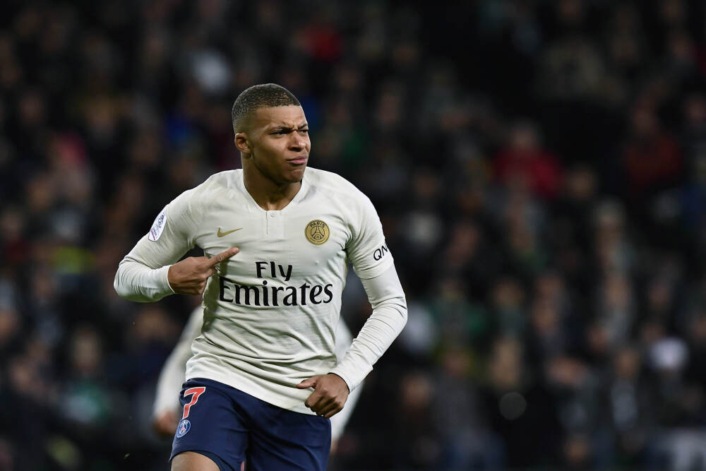 为何欧洲各国“拼了命”援助乌克兰？原因很简单，一旦乌克兰停战，接下来可能轮到他们倒霉了